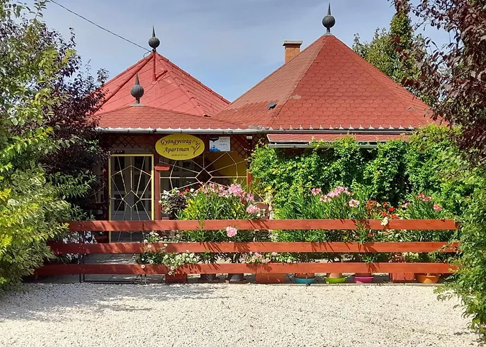 Appartement Gyoengyvirag Romhány